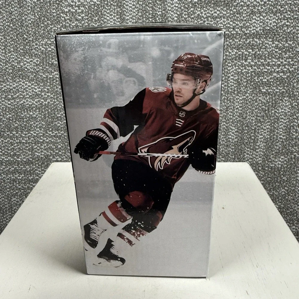 2017‎ Arizona Coyotes Max Domi Bobblehead Dog Puppy In Box NHL Hockey Bobble CIB